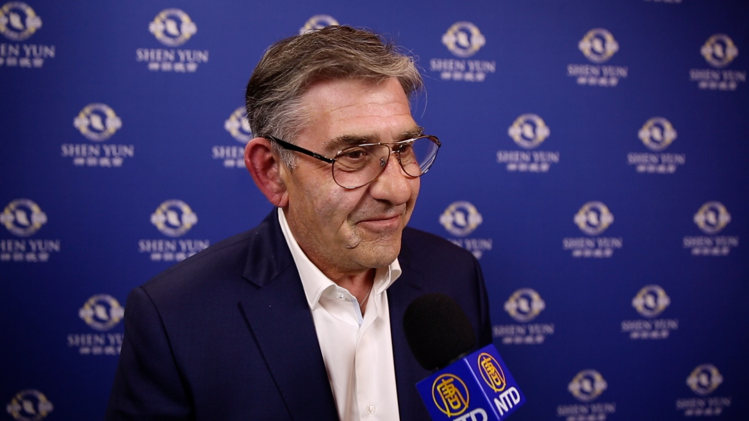 Un chef d&rsquo;entreprise : «Ma joie serait que Shen Yun puisse se jouer en Chine»