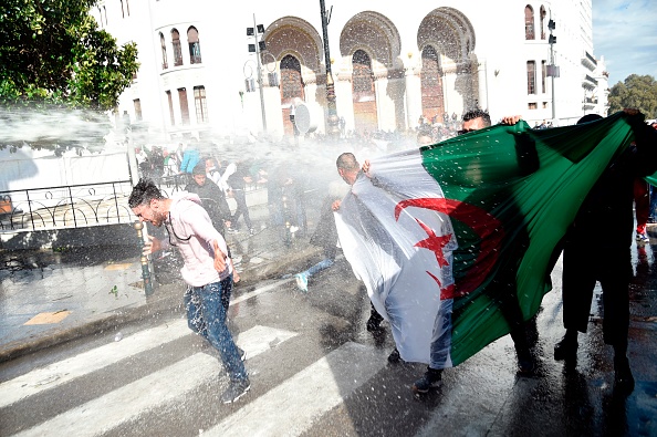 La présidentielle en Algérie fixée au 4 juillet