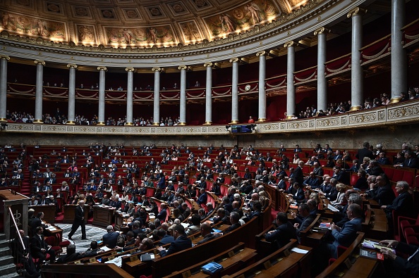 Loi contre le séparatisme : feu vert des députés à la fermeture des lieux de culte où est prêchée la haine