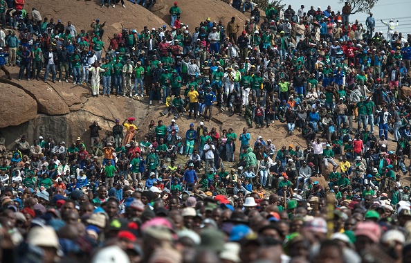 Afrique du Sud: licenciement de plus de 600 mineurs grévistes