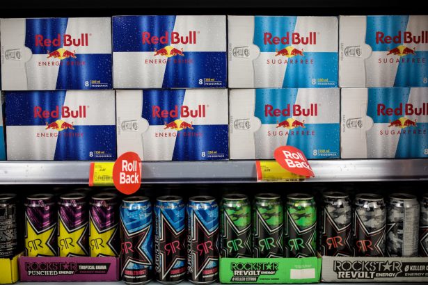Red Bull, Monster… la vente des boissons énergisantes bientôt interdites aux moins de 16 ans en Angleterre