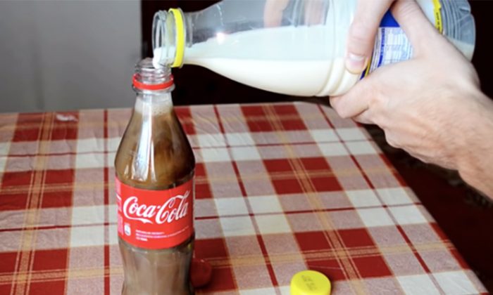 Avez-vous déjà essayé de mélanger du lait avec du Coca-Cola? Le résultat pourrait changer ce que vous buvez chaque jour