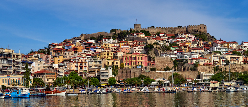 Kavala, juste en face de l’île de Thassos