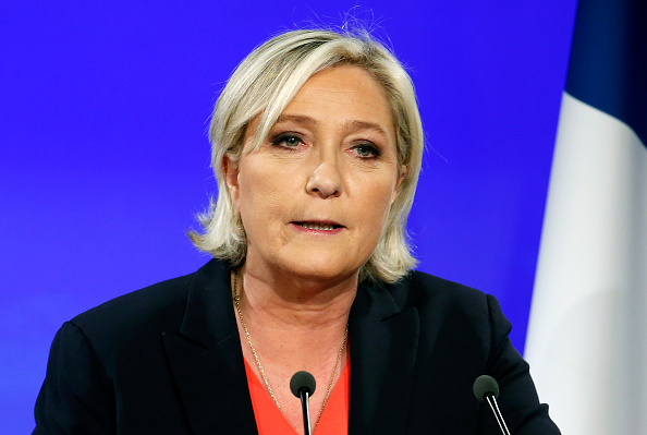 Législatives 2022 : Marine Le Pen veut proposer une loi contre le port du burkini