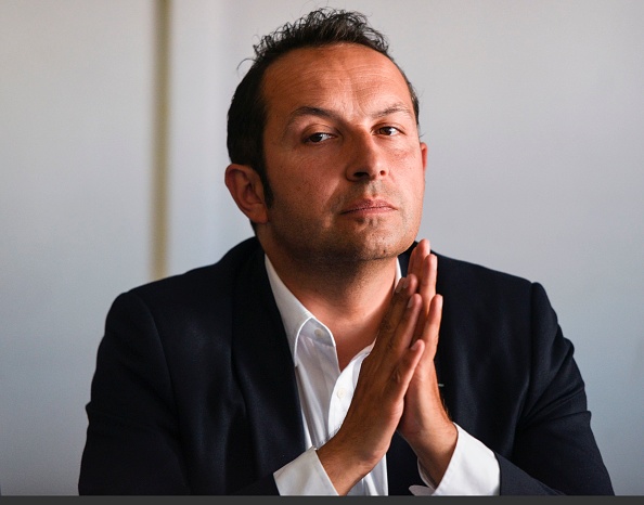 Coronavirus : le RN demande à Emmanuel Macron de « présenter des excuses » pour les 100 000 morts du Covid