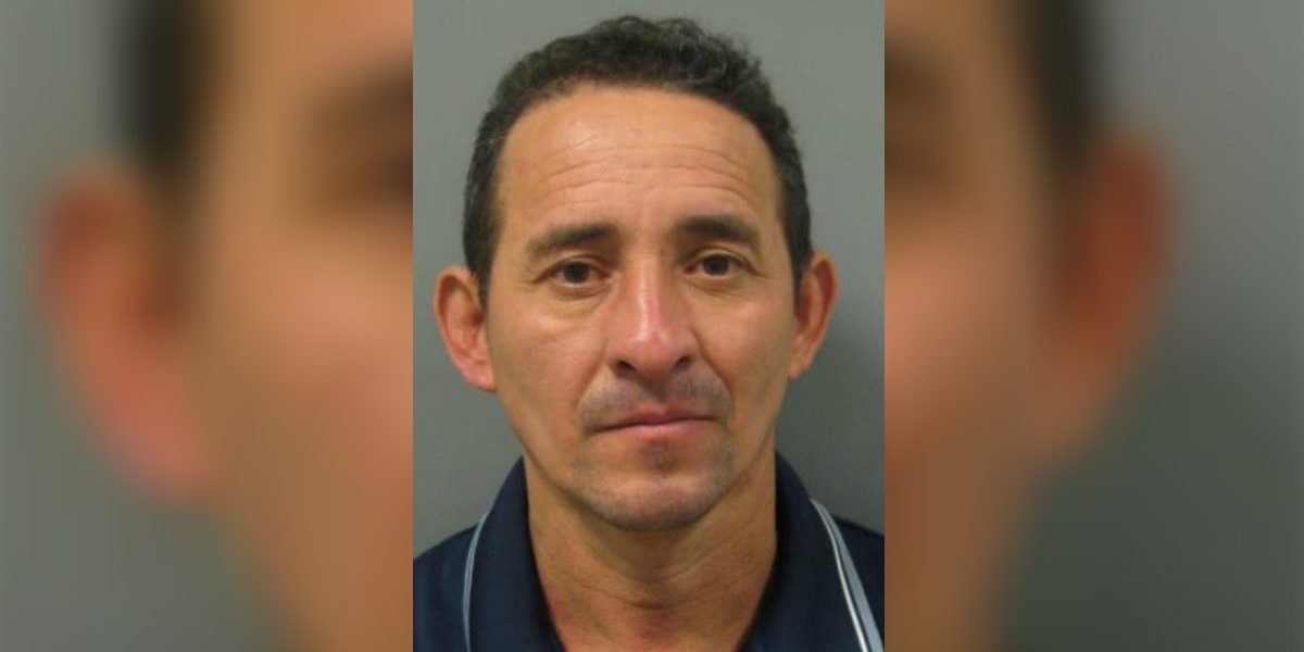 Un migrant sans-papiers a violé une jeune fille de 16 ans dans sa chambre en tenant un couteau sous sa gorge