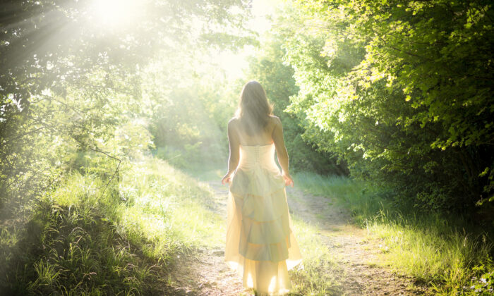 Un groupe de jeunes chanteuses a capella interprète «Amazing Grace», et ça devient viral (Flashback Video)