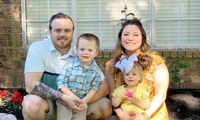 Un père texan est tué par balle alors qu&rsquo;il défendait la maison de sa famille contre des intrus