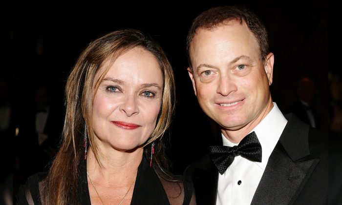 Après 40 ans de vie commune avec Moira Harris, Gary Sinise se confie sur son parcours pour réussir un mariage harmonieux