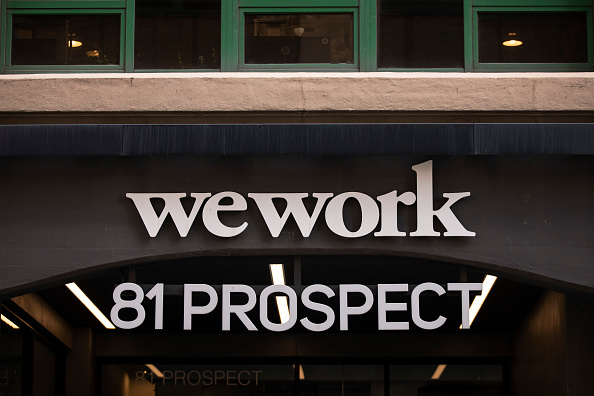 WeWork sauvé par Softbank, mais au prix du départ de son PDG