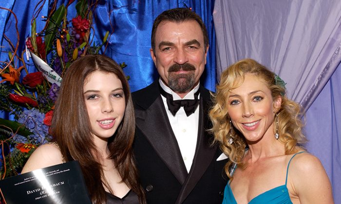 La fille de Tom Selleck a une carrière passionnante comme cavalière grâce à son merveilleux papa