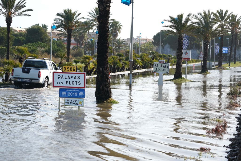 Le Var et les Alpes-Maritimes en vigilance rouge