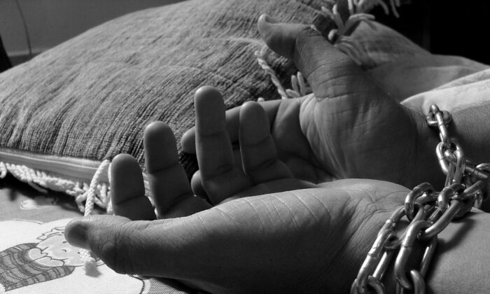 Traite d&rsquo;êtres humains : des femmes et des enfants commandés « comme des pizza » en Californie