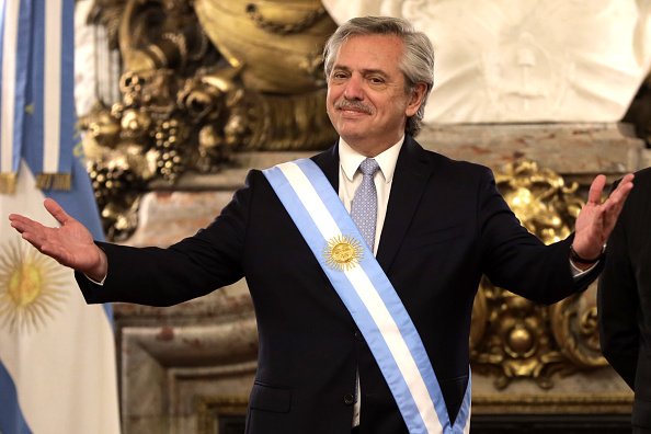 Argentine: Alberto Fernandez, nouveau président d&rsquo;un pays en crise