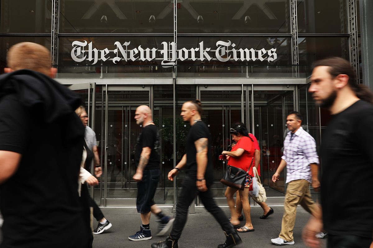 Le New York Times publie une édition spéciale contre Trump en le comparant à un assassin