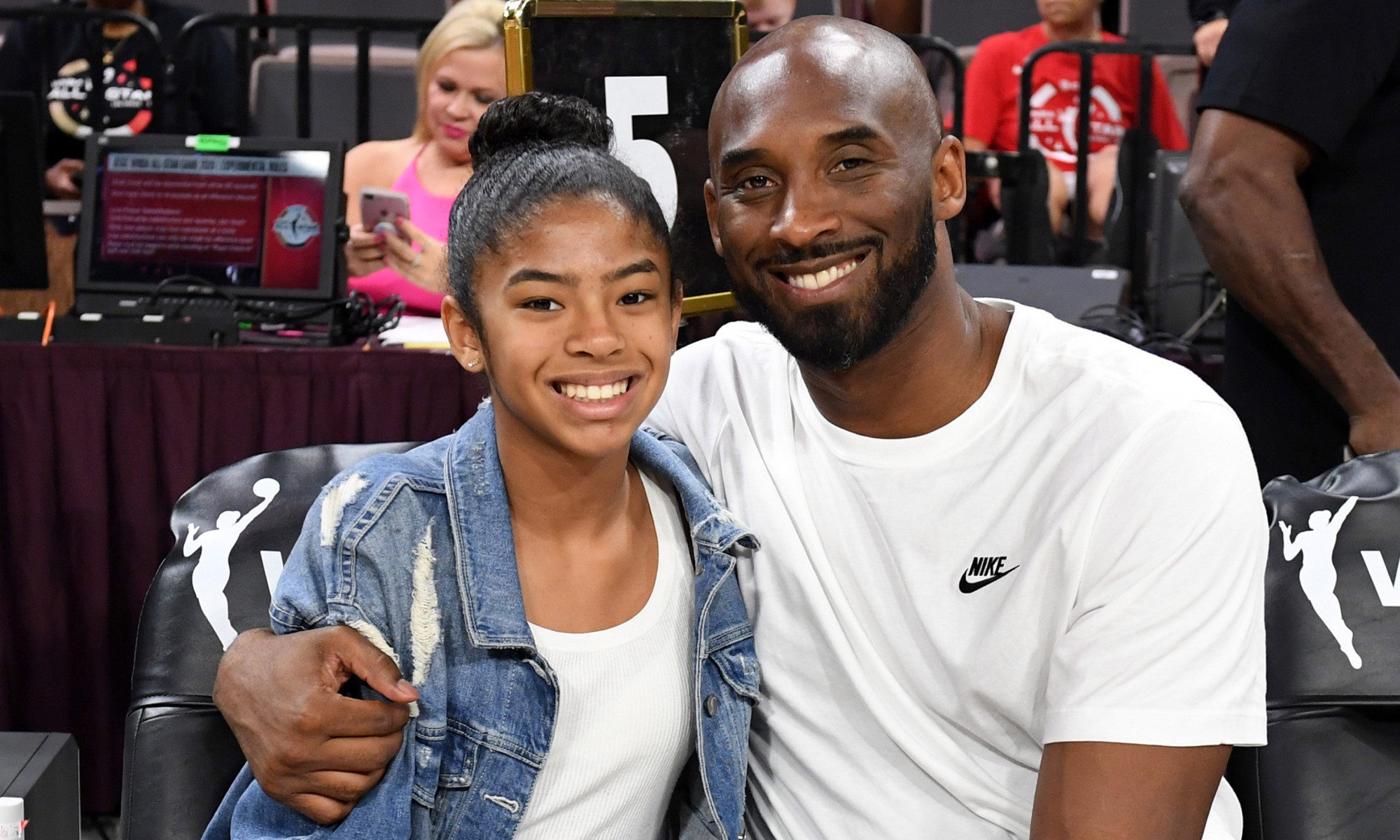 L&rsquo;hélicoptère de feu Kobe Bryant n&rsquo;avait pas de système de sécurité essentiel, selon les autorités