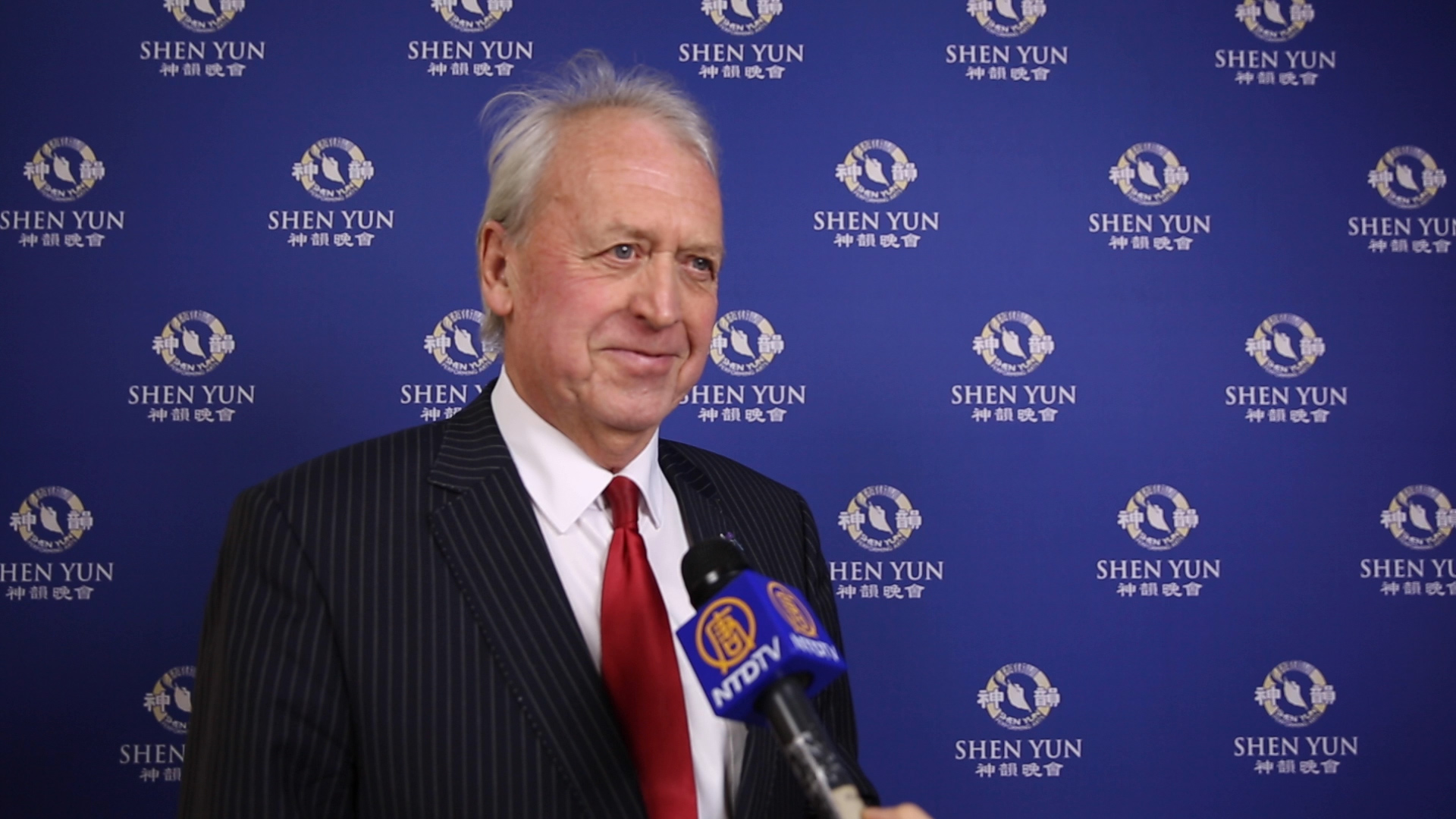 «Il faut commencer par connaître Shen Yun pour bien connaître la Chine !», dit un élu