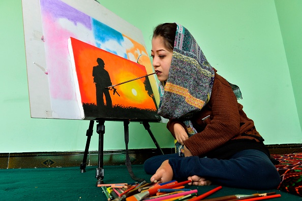 Robaba Mohammadi, artiste et inspiration pour les handicapés d&rsquo;Afghanistan