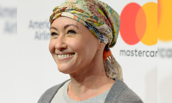 Shannen Doherty, l&rsquo;actrice de « Beverly Hills 90210 » trouve l&rsquo;espoir malgré un diagnostic de cancer dévastateur