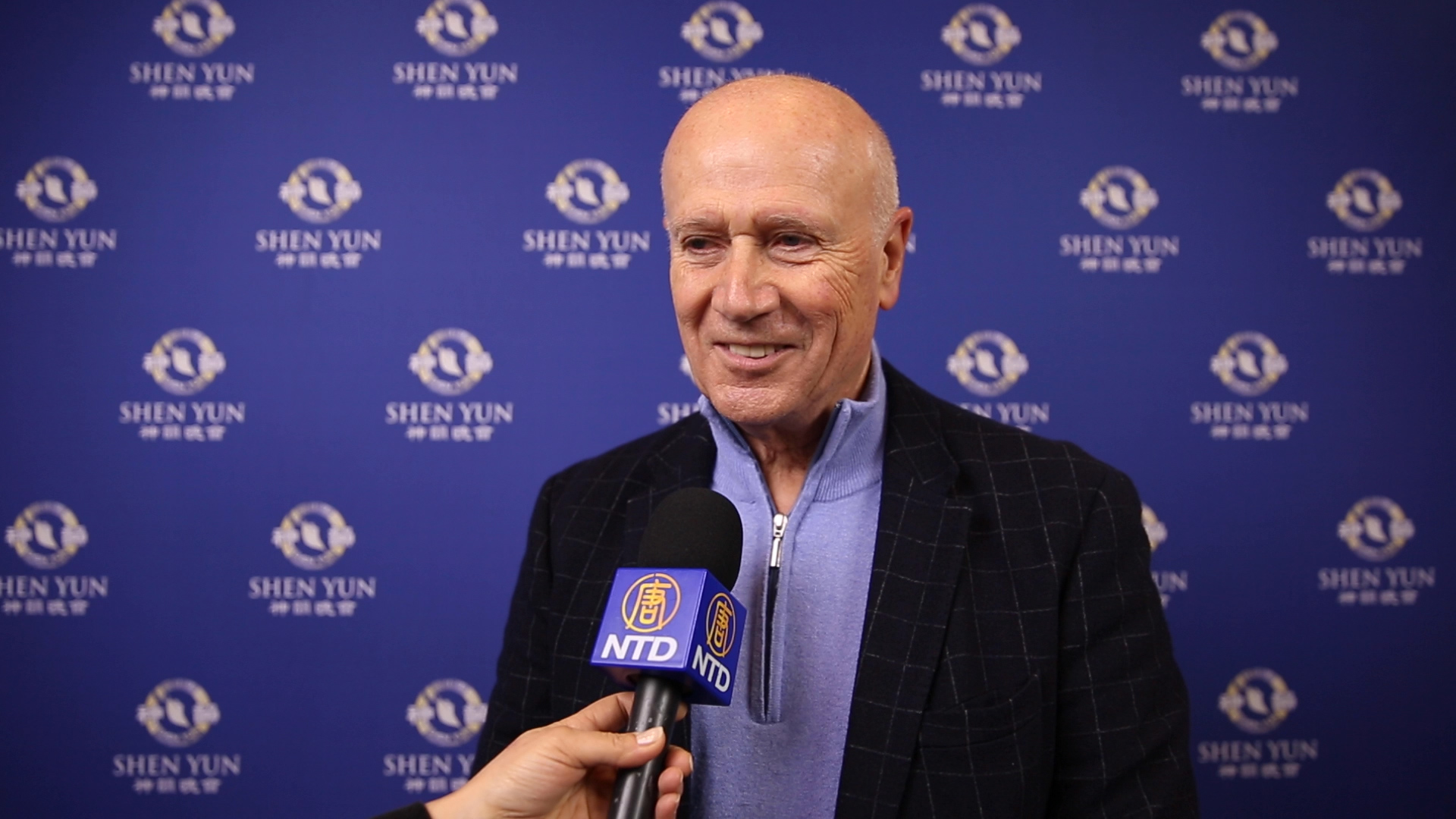 « Ça touche vraiment notre cœur d&rsquo;Occidental », affirme un chef d&rsquo;entreprise à propos de Shen Yun