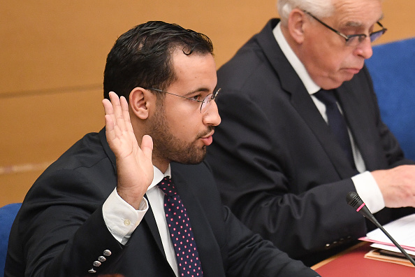 Passeports diplomatiques : Alexandre Benalla mis en examen pour « faux » et « usage de faux »