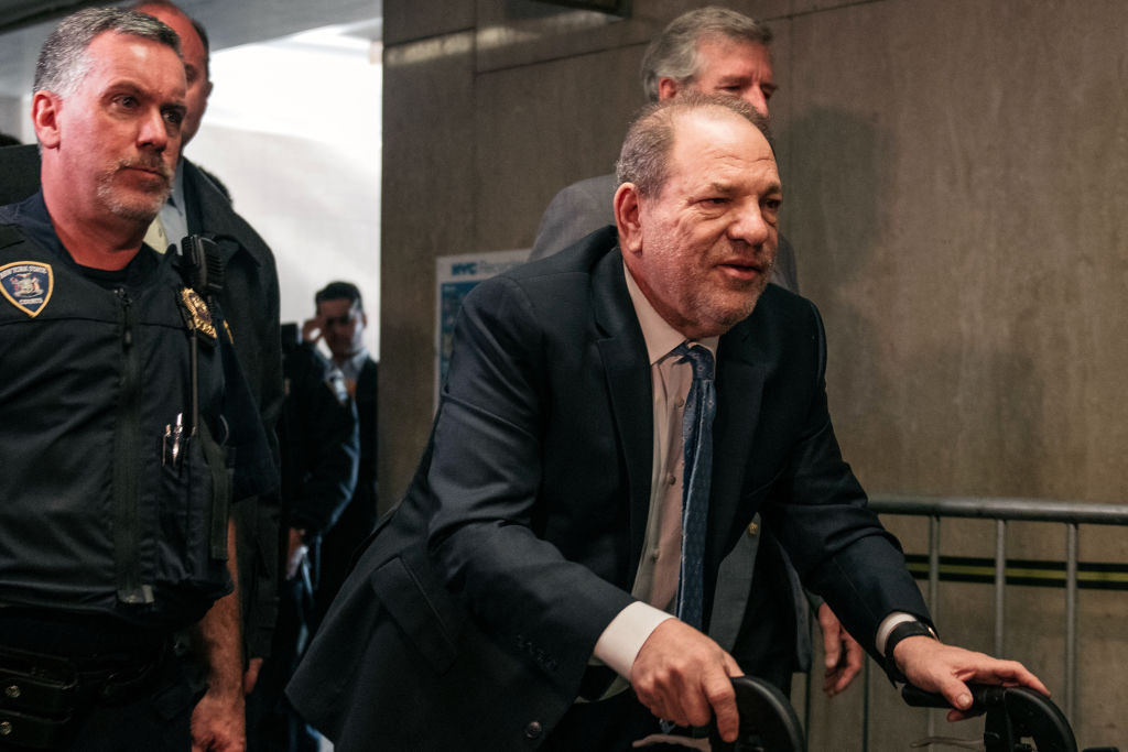 La condamnation pour viol de Harvey Weinstein en 2020 est annulée par la cour d&rsquo;appel de New York