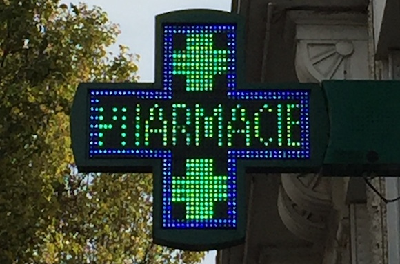 Aisne: excédés par les vols, les propriétaires d’une pharmacie diffusent les photos des voleurs sur les réseaux sociaux