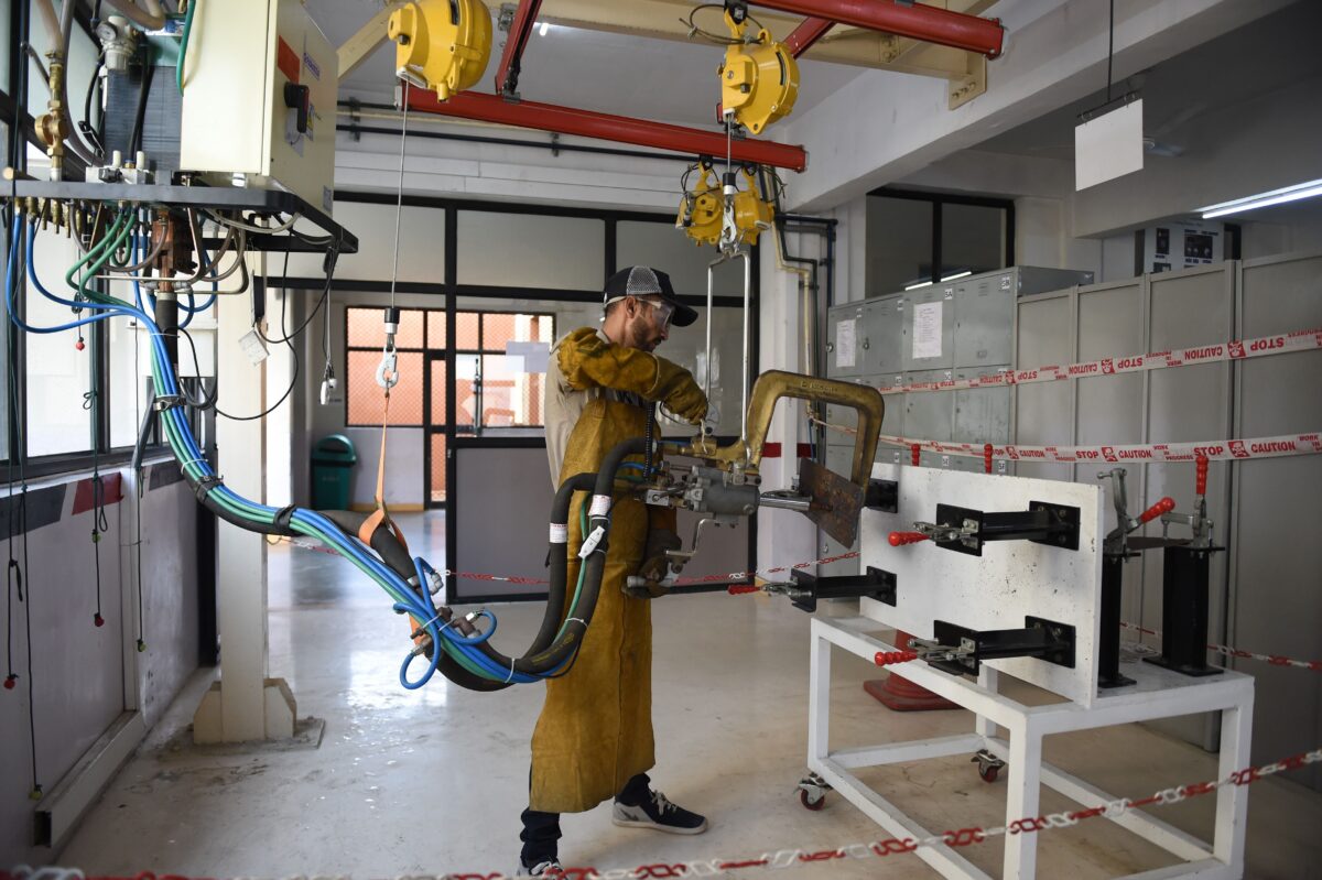 Le Japon alloue des milliards aux entreprises qui souhaitent quitter la Chine alors que l&rsquo;épidémie met en évidence les dangers qui pèsent sur la chaîne d&rsquo;approvisionnement