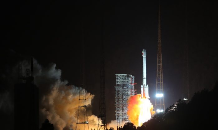 Une fusée chinoise s&rsquo;écrase lors du lancement d&rsquo;un satellite indonésien