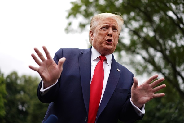 Trump annonce le retrait américain du traité « Ciel ouvert »