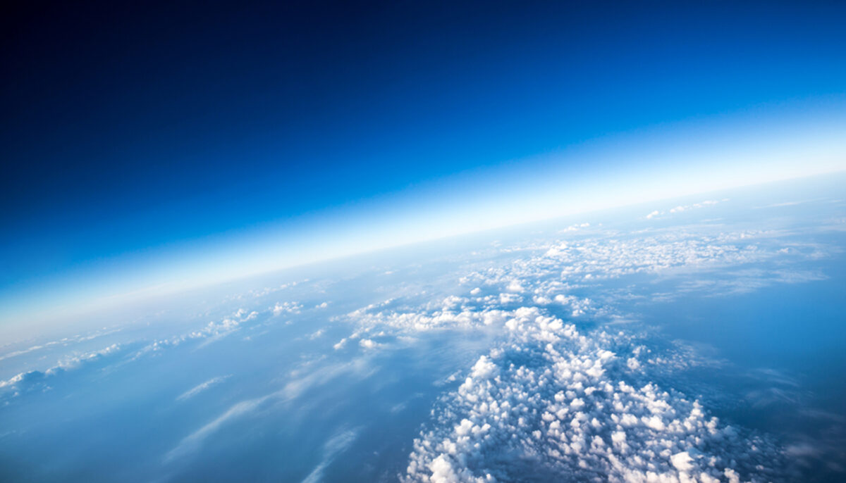 Le plus grand trou jamais enregistré dans la couche d&rsquo;ozone se referme après sa découverte au-dessus du pôle Nord