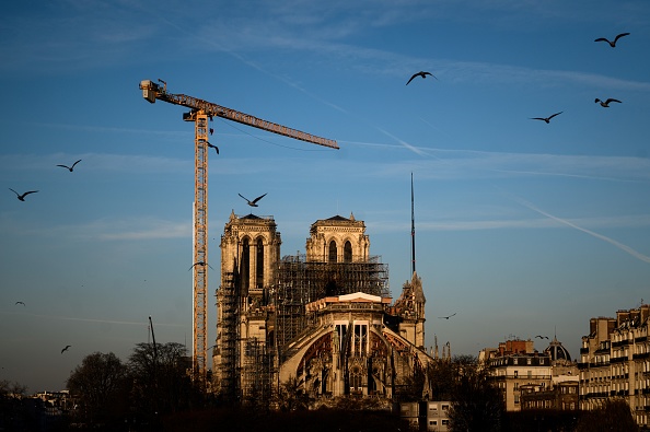 Notre-Dame de Paris: début lundi du démontage de l&rsquo;échafaudage