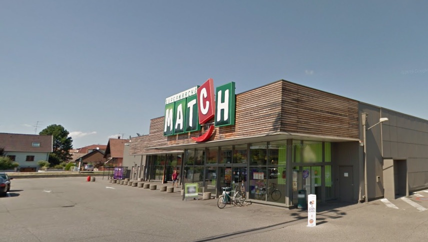 Haut-Rhin : une mystérieuse cliente remercie les employés d&rsquo;un supermarché en leur remettant 2600 €