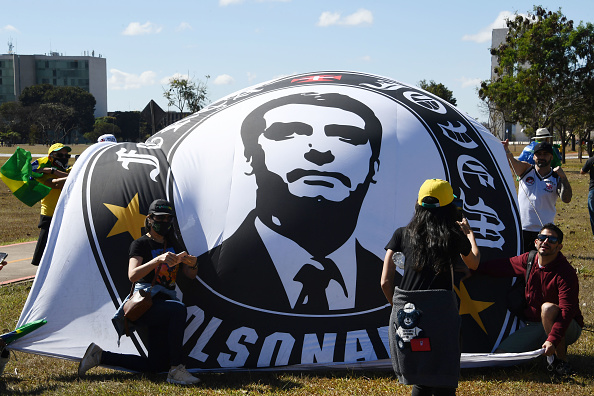 Manifestation de soutien à Bolsonaro, en quarantaine à Brasilia