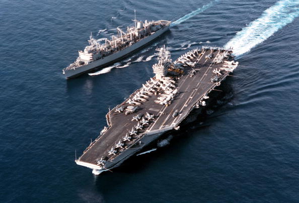 L’Iran a visé un faux porte-avions américain lors d’exercices dans le Golfe