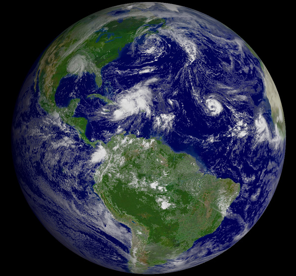 Hanna, rétrogradé en tempête tropicale, passe sur le Texas en pleine pandémie