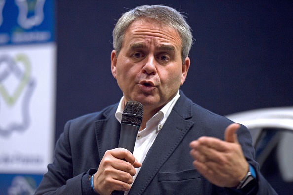 Xavier Bertrand appelle Emmanuel Macron à « dire la vérité »  sur « l’emploi et la crise sanitaire »