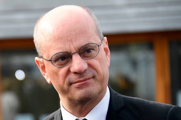 Une prime de 450 euros avant la fin de l&rsquo;année pour les directeurs d&rsquo;école, annonce Jean-Michel Blanquer