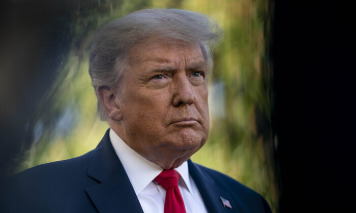 Le président américain Donald Trump va signer un décret pour protéger les bébés qui survivent à un avortement