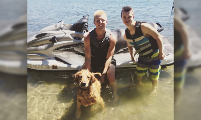 Un futur marié demande à son frère trisomique d&rsquo;être son témoin – sa réaction est époustouflante