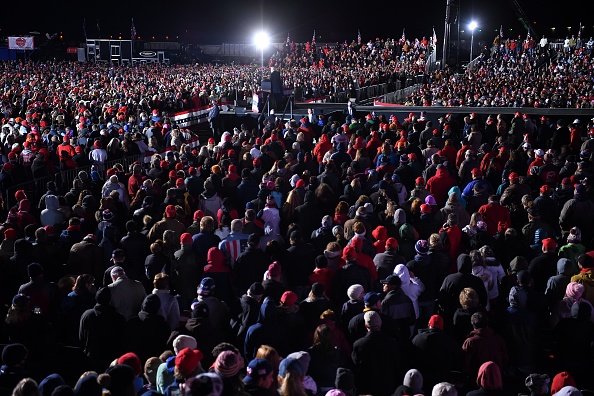 Les meetings de Trump, dernier baroud ou parade victorieuse?