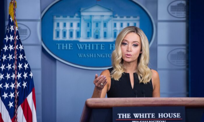 Le président Donald Trump a fait don de son salaire présidentiel à des agences gouvernementales, selon Kayleigh McEnany