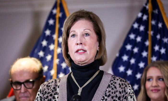 Sidney Powell : le contrat avec Dominion en Géorgie justifie une enquête criminelle