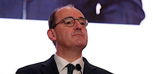 Coronavirus : « vous allez souffrir, je le sais, c&rsquo;est comme ça », déclare Jean Castex aux soignants