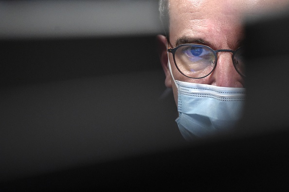 Coronavirus : le gouvernement présentera son propre projet de loi sur l&rsquo;isolement des personnes testées positives