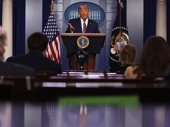 Trump interdit d&rsquo;investir dans des entreprises chinoises liées à l&rsquo;armée