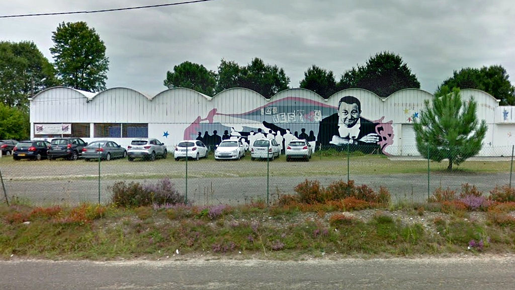 Landes : il offre plus de 2 tonnes de denrées alimentaires aux Restos du cœur