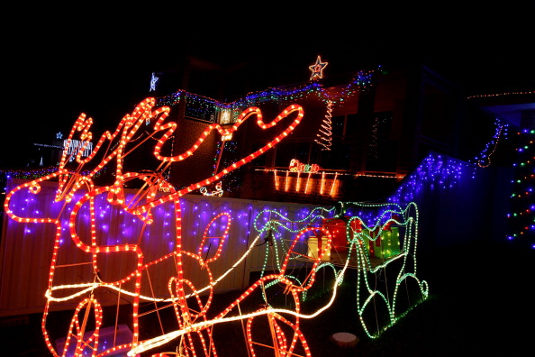 Orléans : il décore sa maison et son jardin de centaines de lumières de Noël chaque année depuis 30 ans