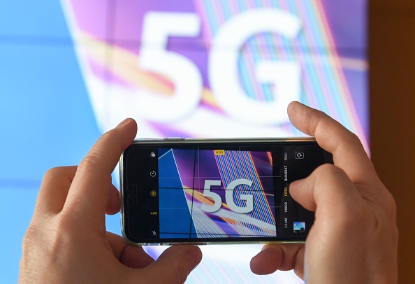 5G : après la consultation citoyenne, Paris promet une « information claire et transparente »
