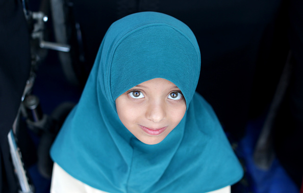 Projet de loi contre le séparatisme : les amendements contre le voile pour les fillettes « irrecevables »